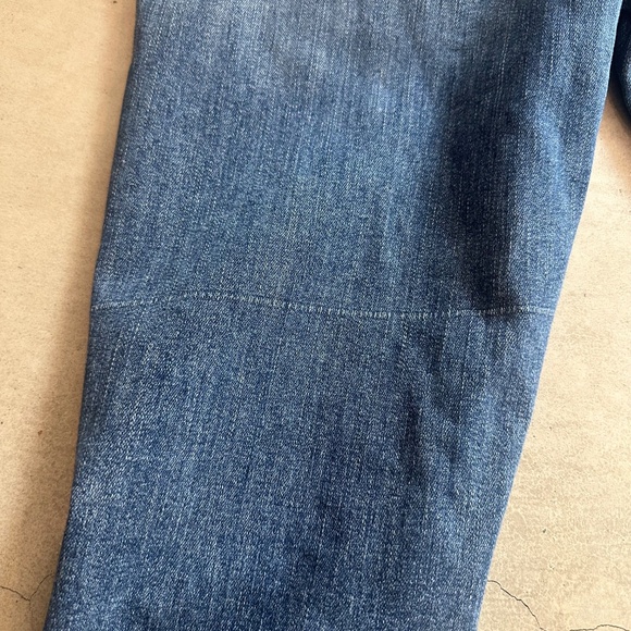 MOTHER Blue Distressed Ankle Jeans - Picture 9 of 9
